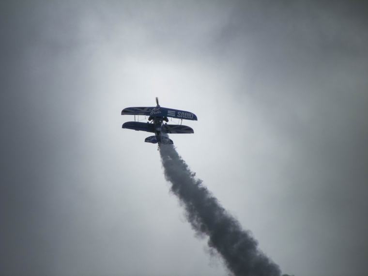 Smoke trail
