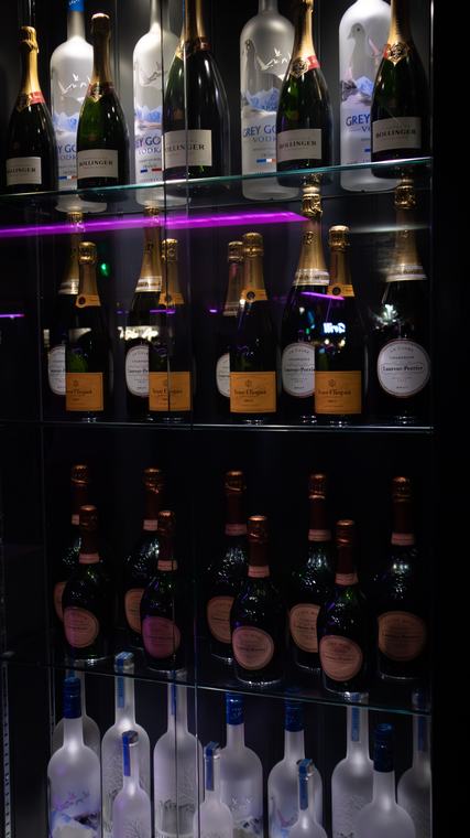Back bar